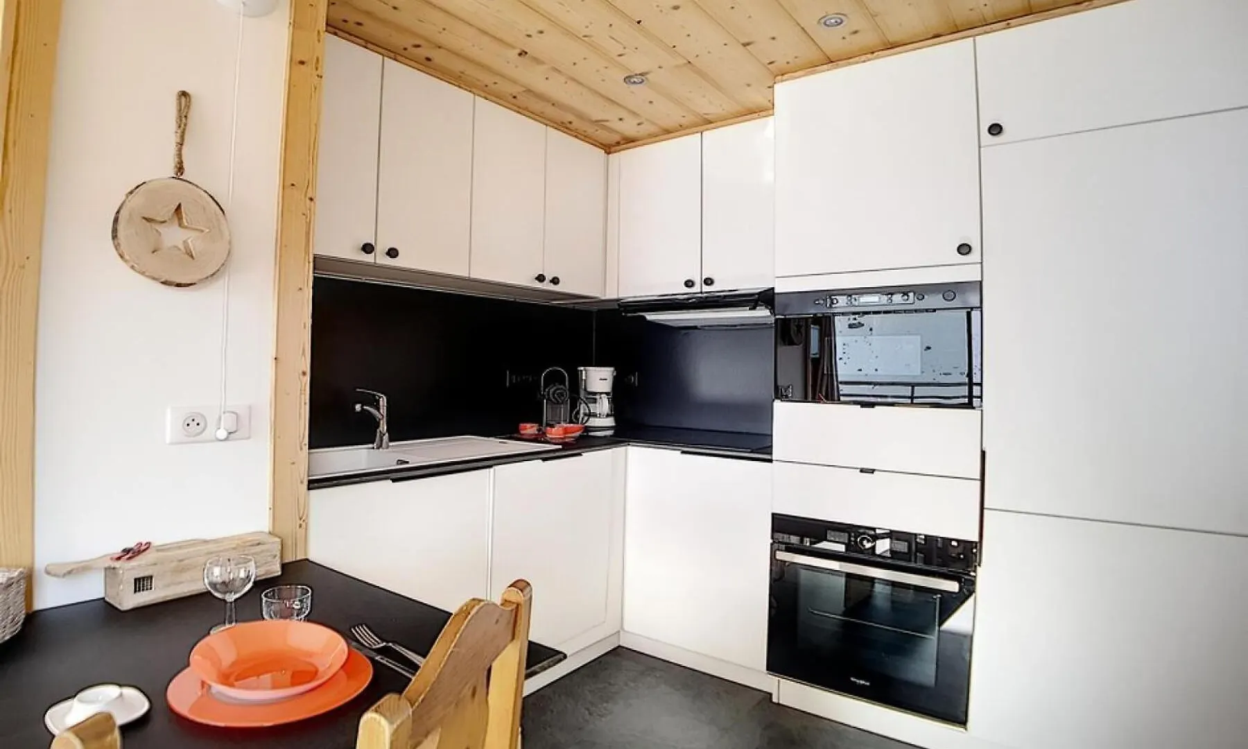 Residence Biellaz - Appartement Renove - Depart Et Retour Skis Aux Pieds - Parking Inclus Mae-0034 Saint-Martin-de-Belleville Apartamento